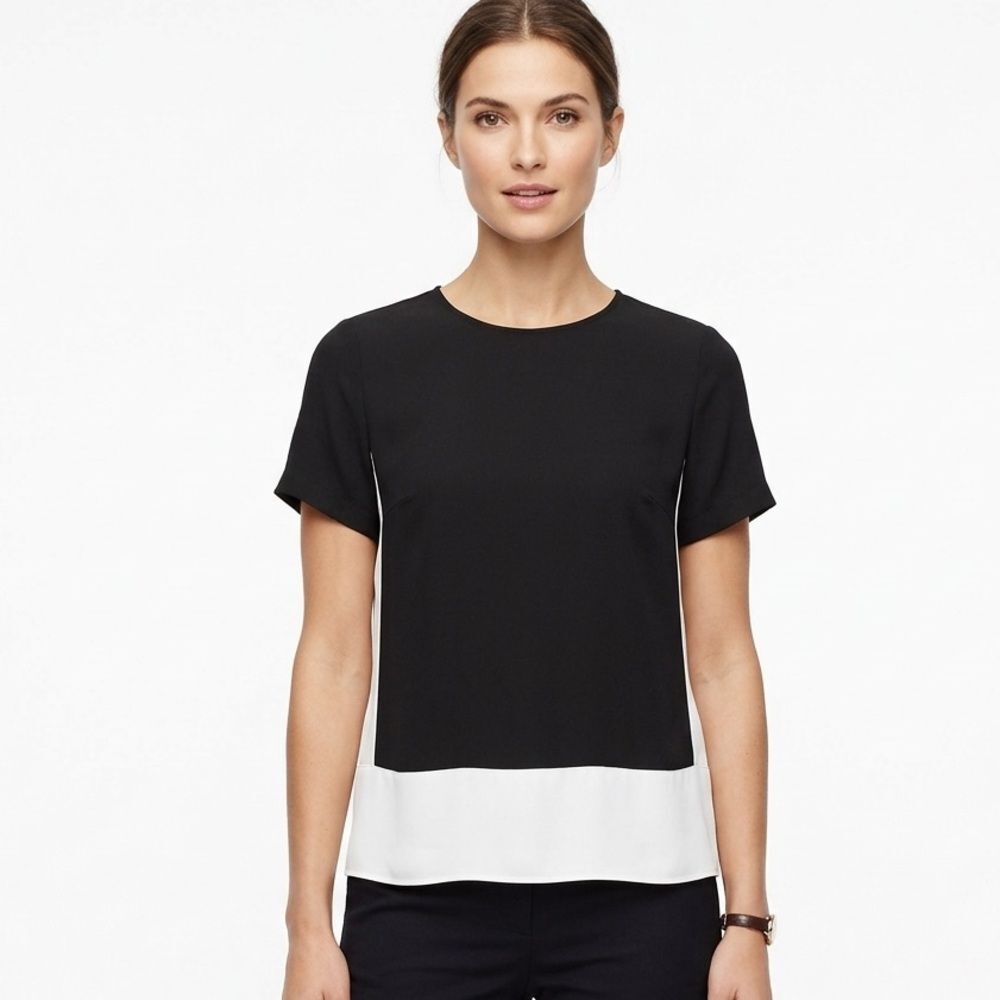 Banana Republic Black/White Colorblock Top Size M